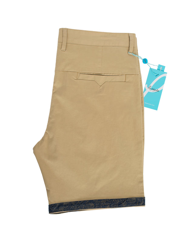 Chino Shorts in Khaki