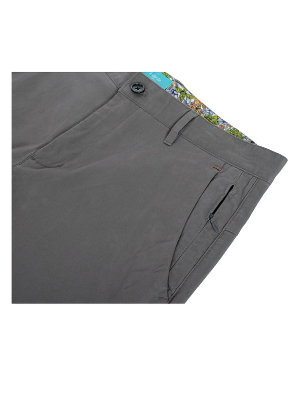 Chino Shorts in Grey