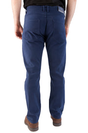 Slim fit Jean in Navy